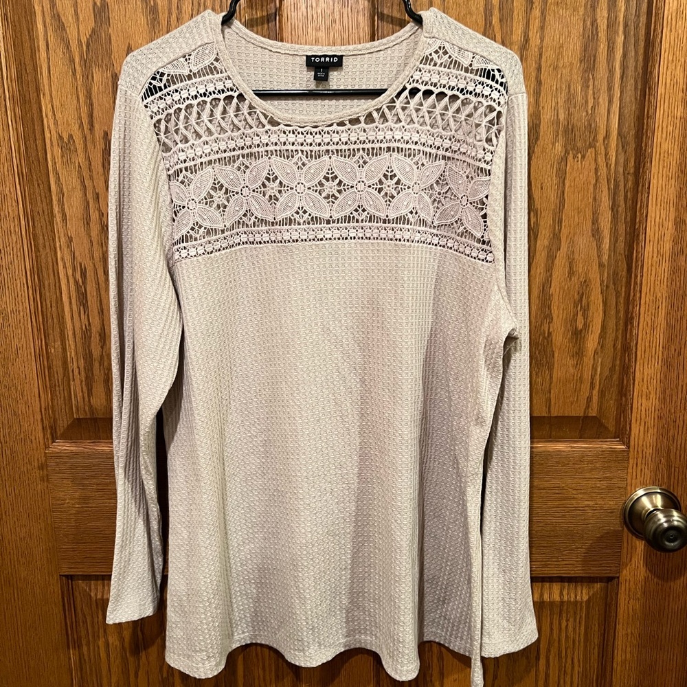 Torrid Women's Beige Lace Long Sleeve Top